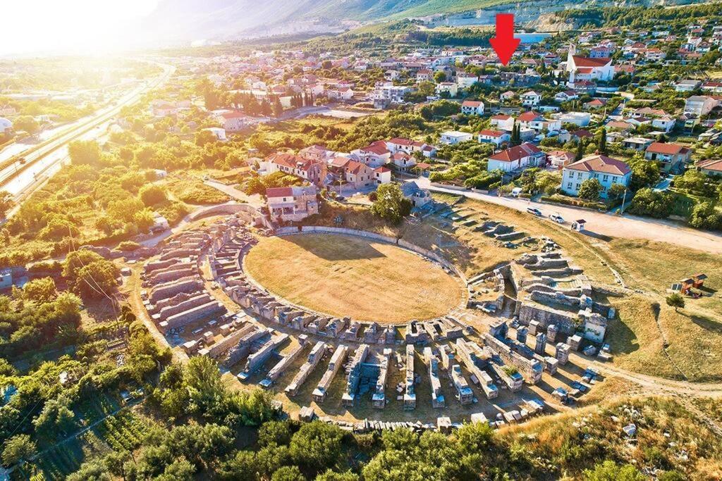 Apartman Nane Солин Екстериор снимка