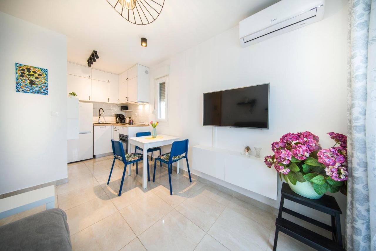 Apartman Nane Солин Екстериор снимка